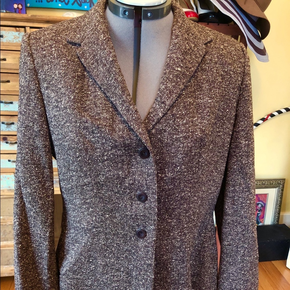 Petite Sophisticate brown Marled blazer. Size 12